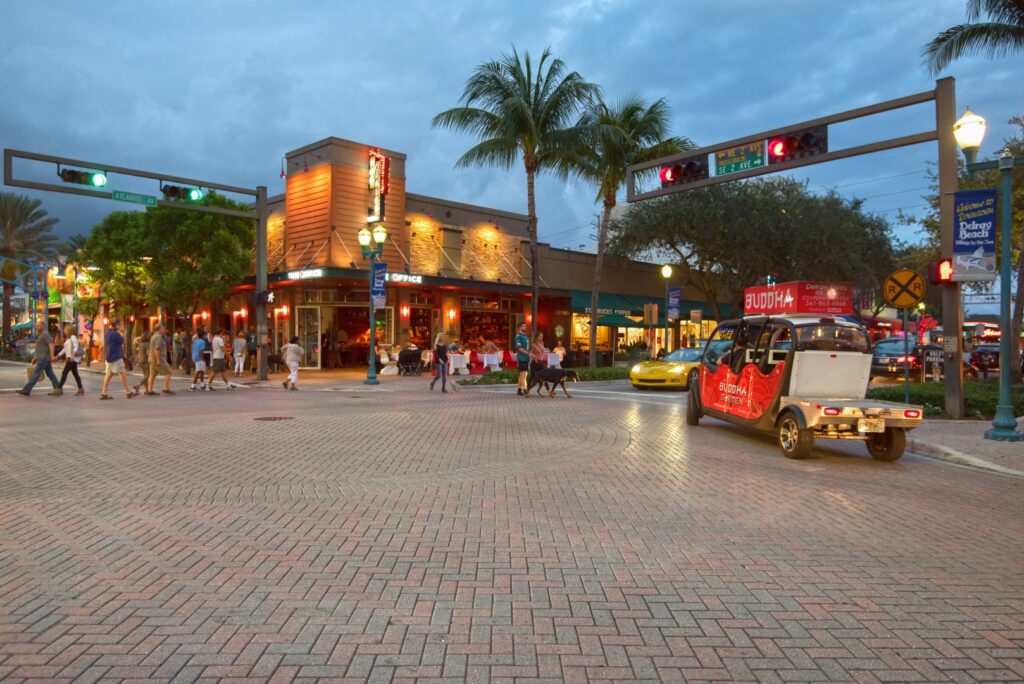 7 ultimate guide on the best activities in delray beach 4 Late night downtown delray dsc1314 4486copy 2 2
