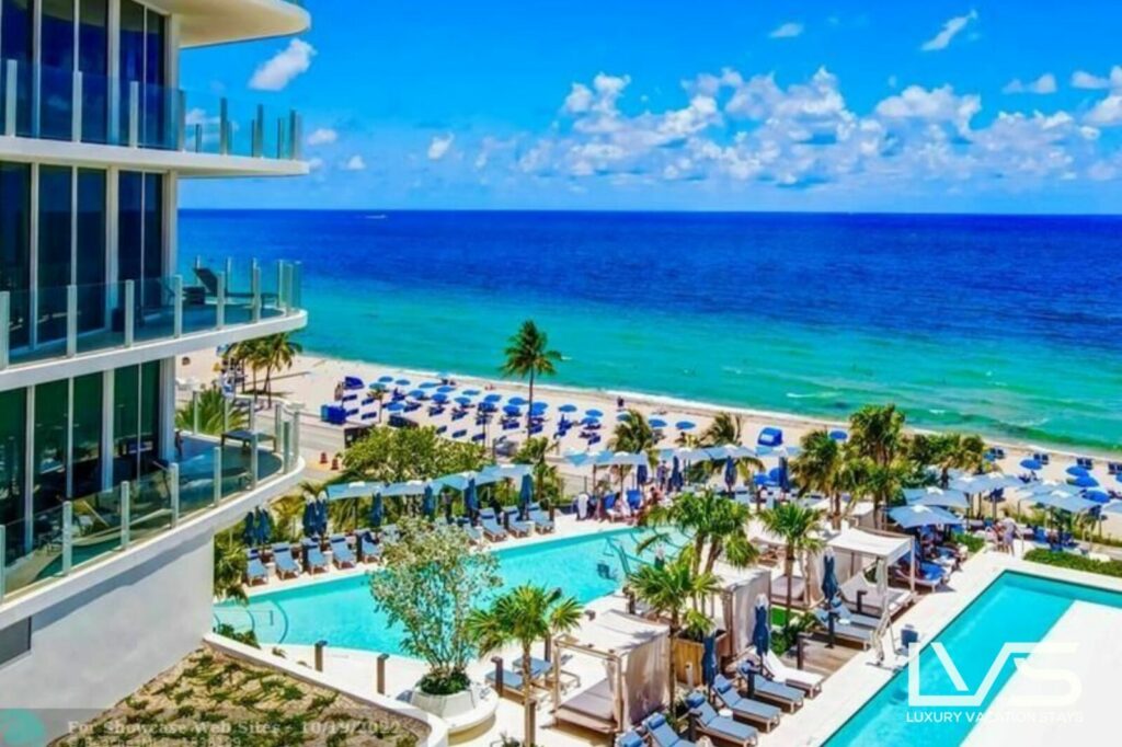High-speed action and luxury: formula one miami 2025 7 Four seasons 1607 main image